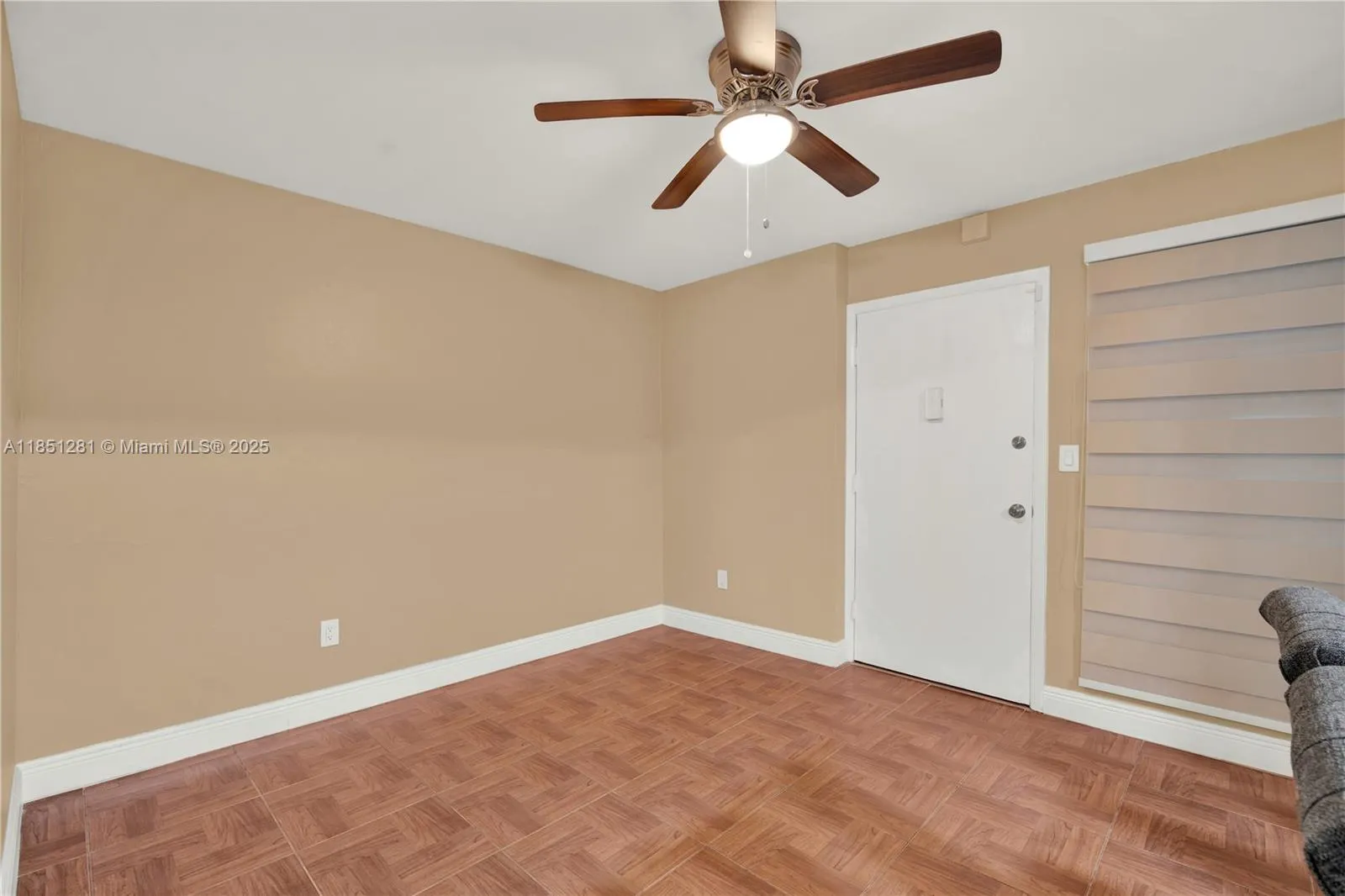 1340 Lincoln Rd, #207
