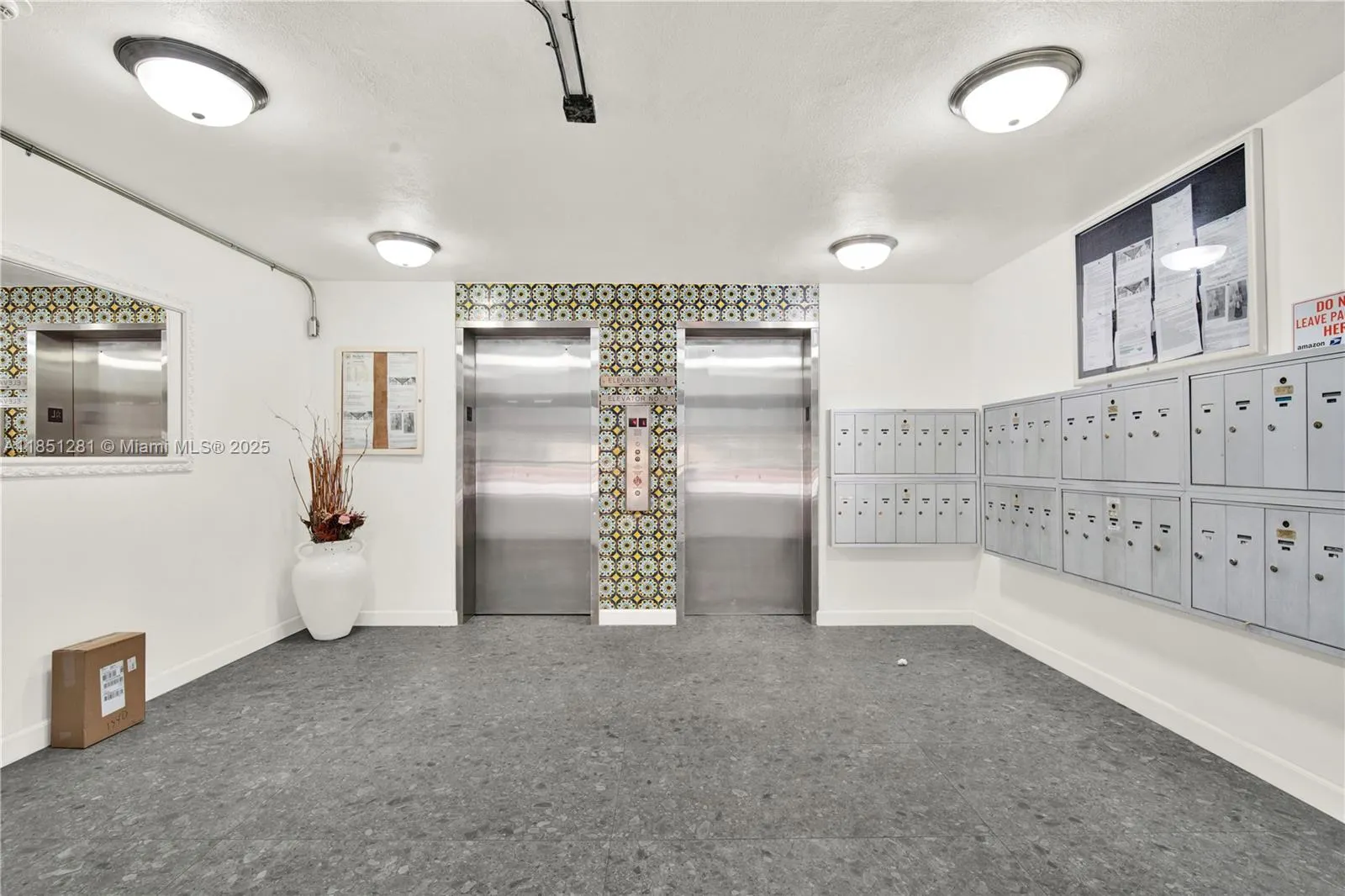 1340 Lincoln Rd, #207