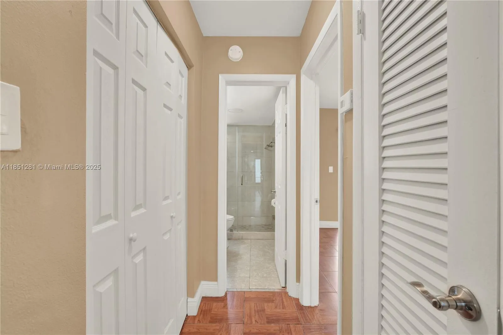 1340 Lincoln Rd, #207