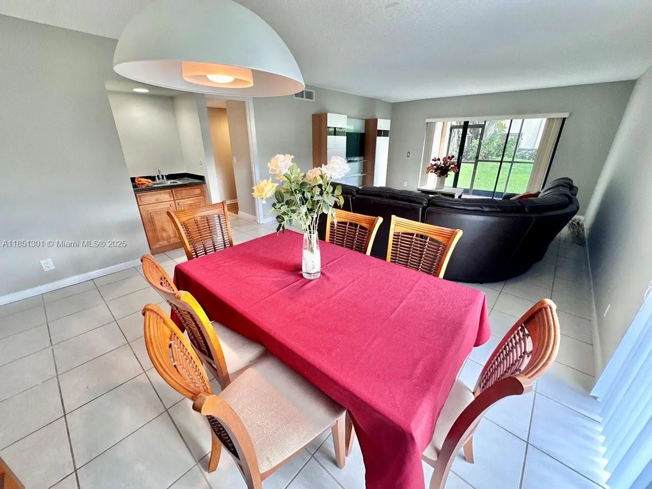 366 Lakeview Dr, #104