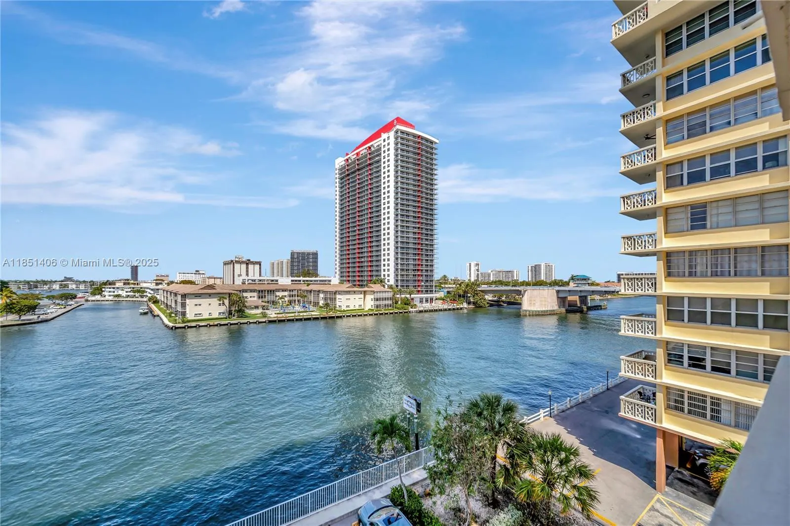1833 S Ocean Dr, #511