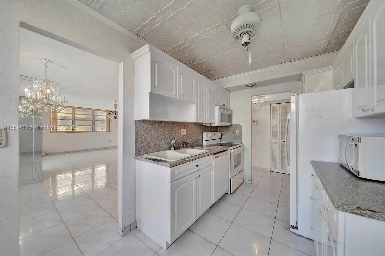 1833 S Ocean Dr, #511