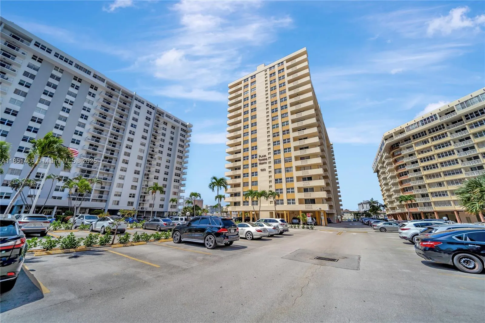1833 S Ocean Dr, #511