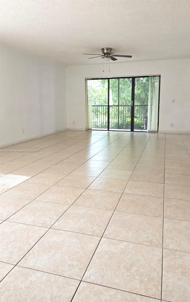 16541 Blatt Blvd, #201