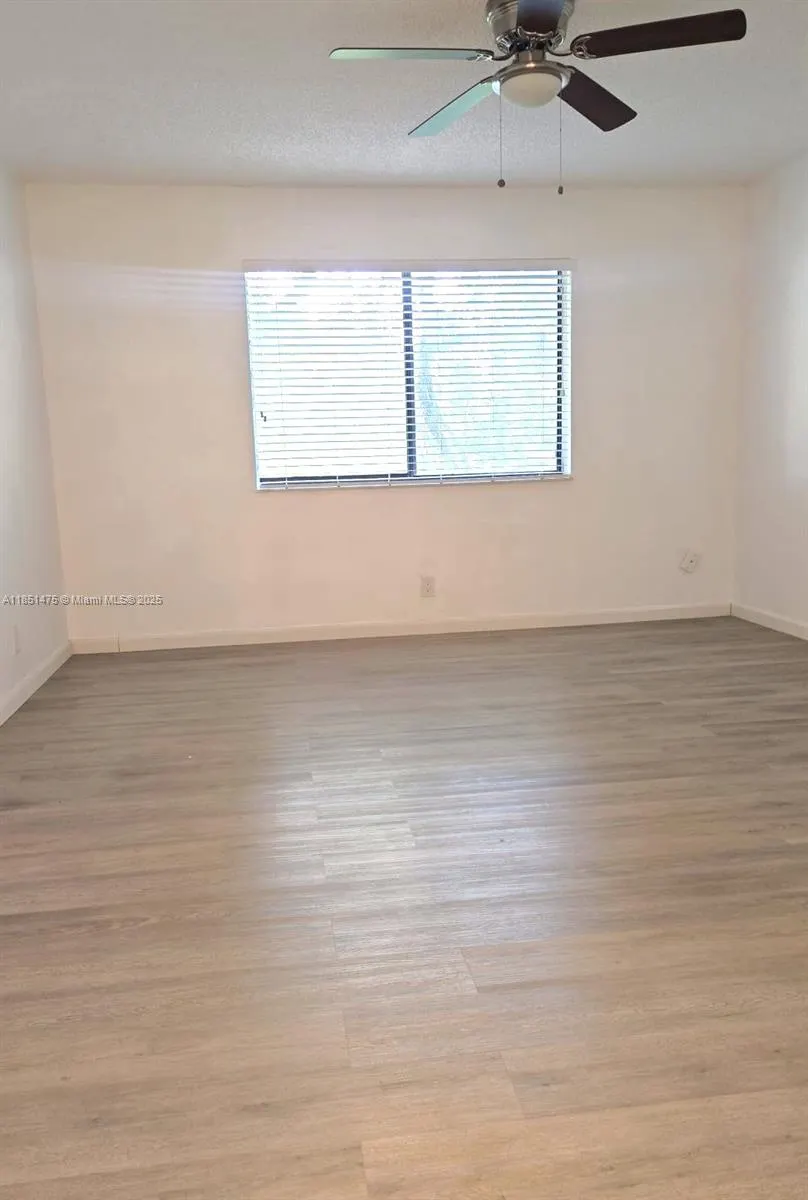 16541 Blatt Blvd, #201