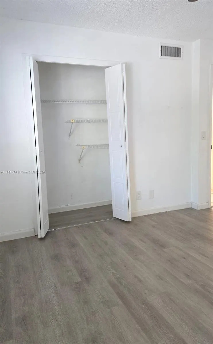 16541 Blatt Blvd, #201