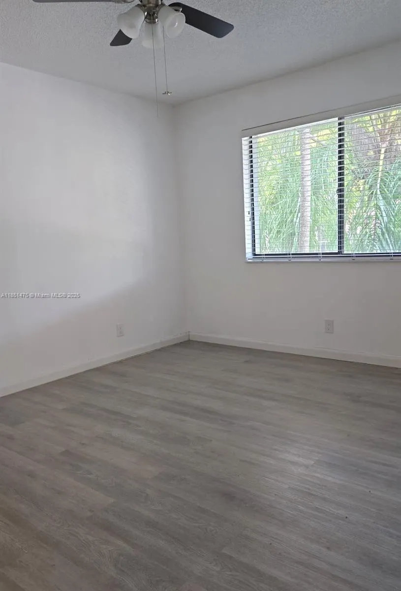 16541 Blatt Blvd, #201