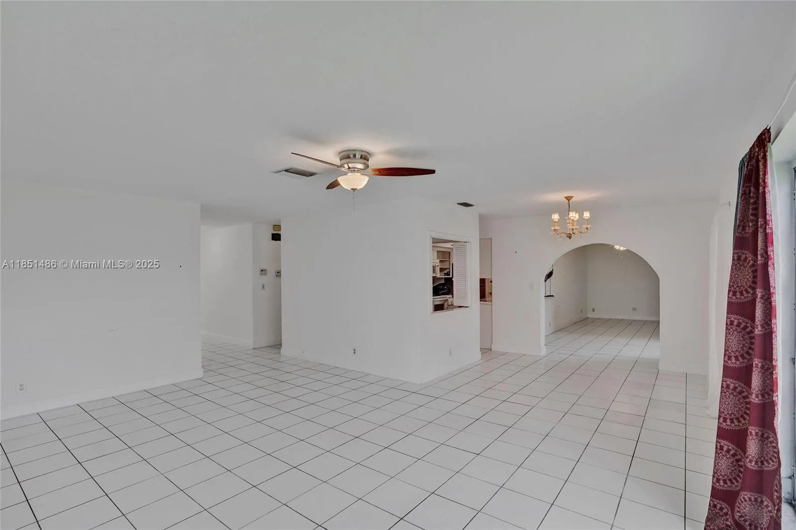 7200 E Tropical Way