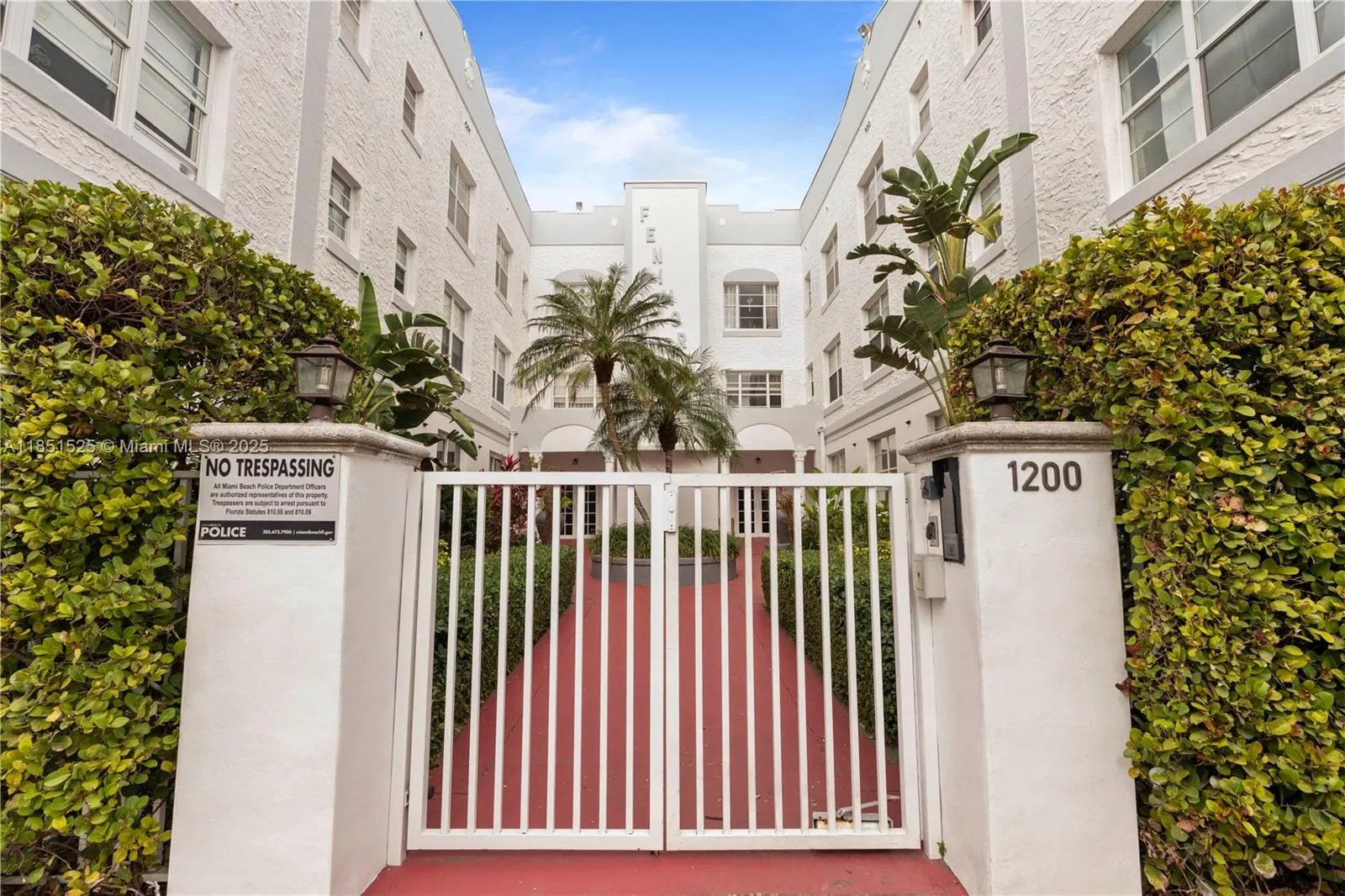 1200 Euclid Ave, #206