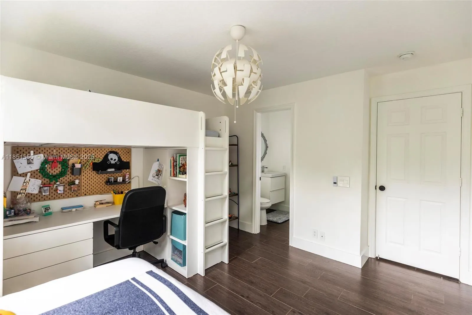 3652 Falcon Ridge Cir, #0