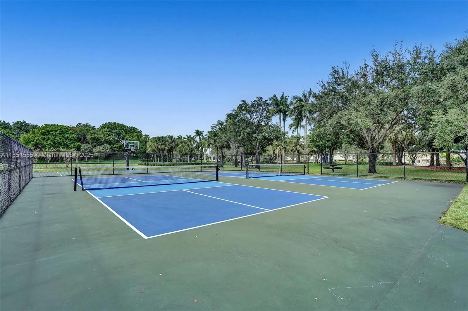3652 Falcon Ridge Cir, #0
