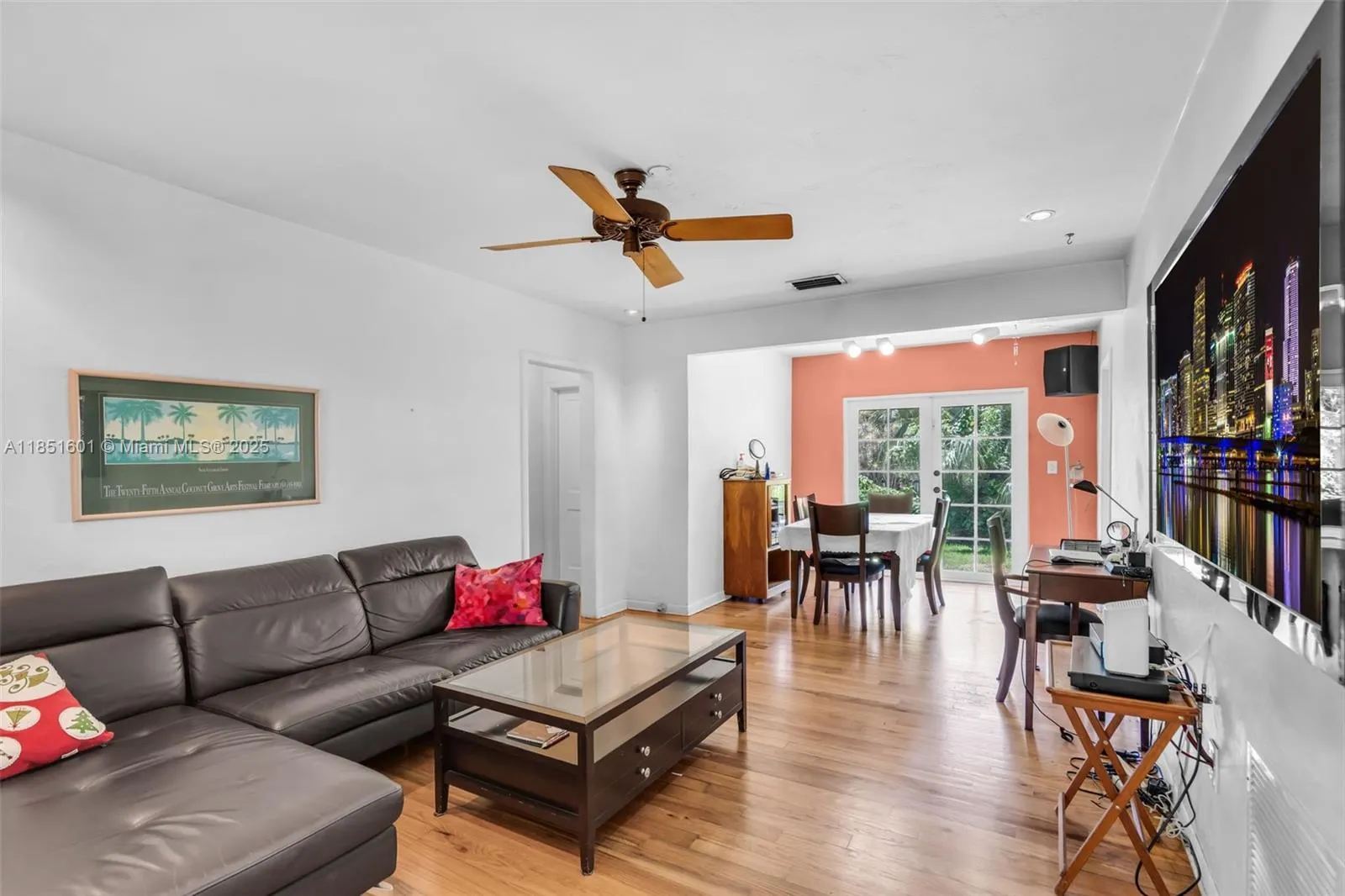 448 Cadagua Ave