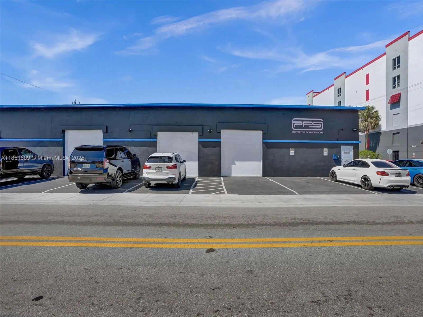 15 NW 9th Ave