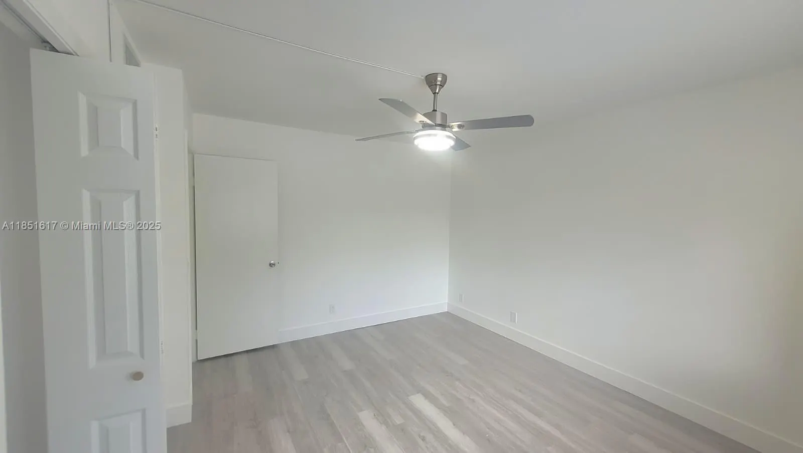 428 Lakeview Dr, #203