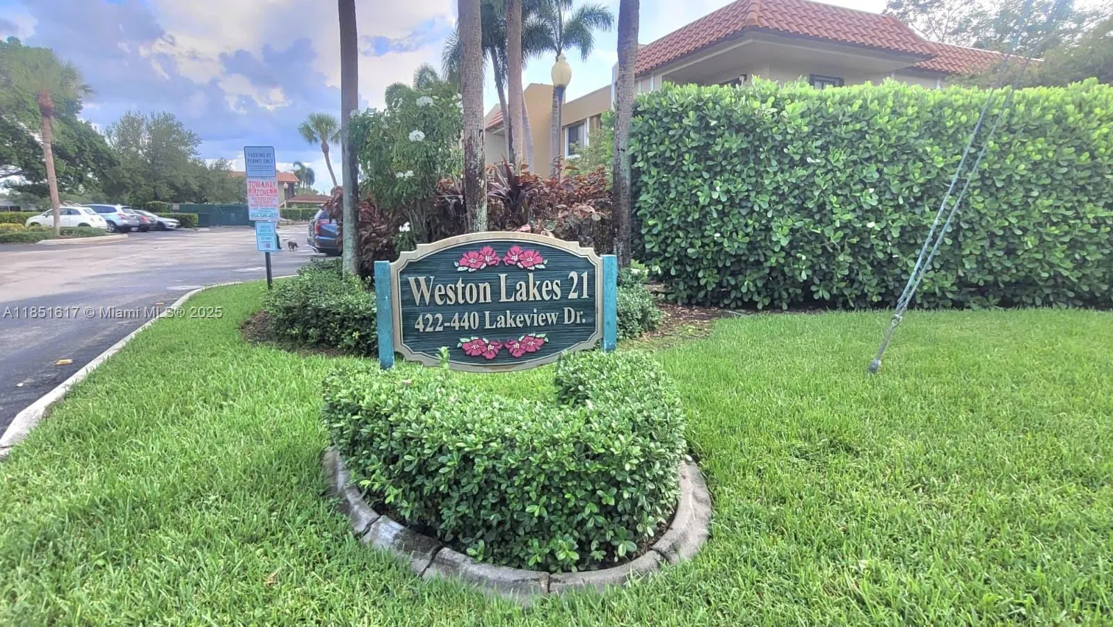 428 Lakeview Dr, #203