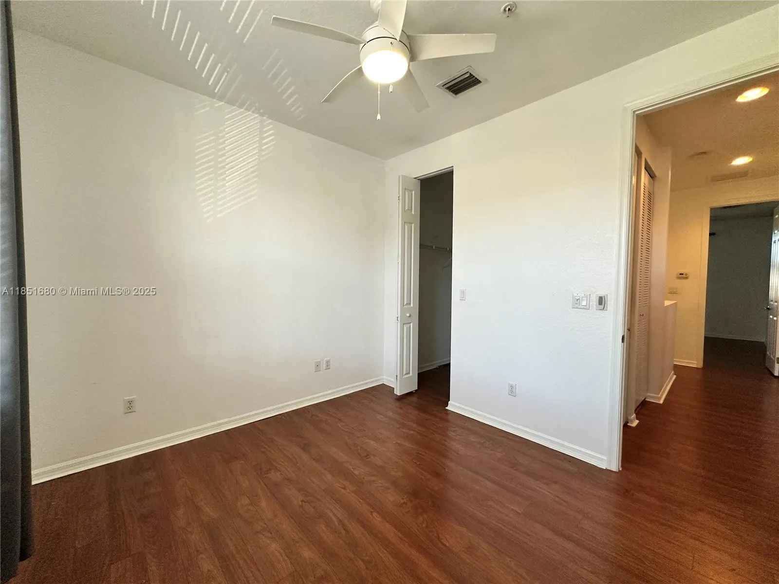 2851 W Prospect Rd, #507