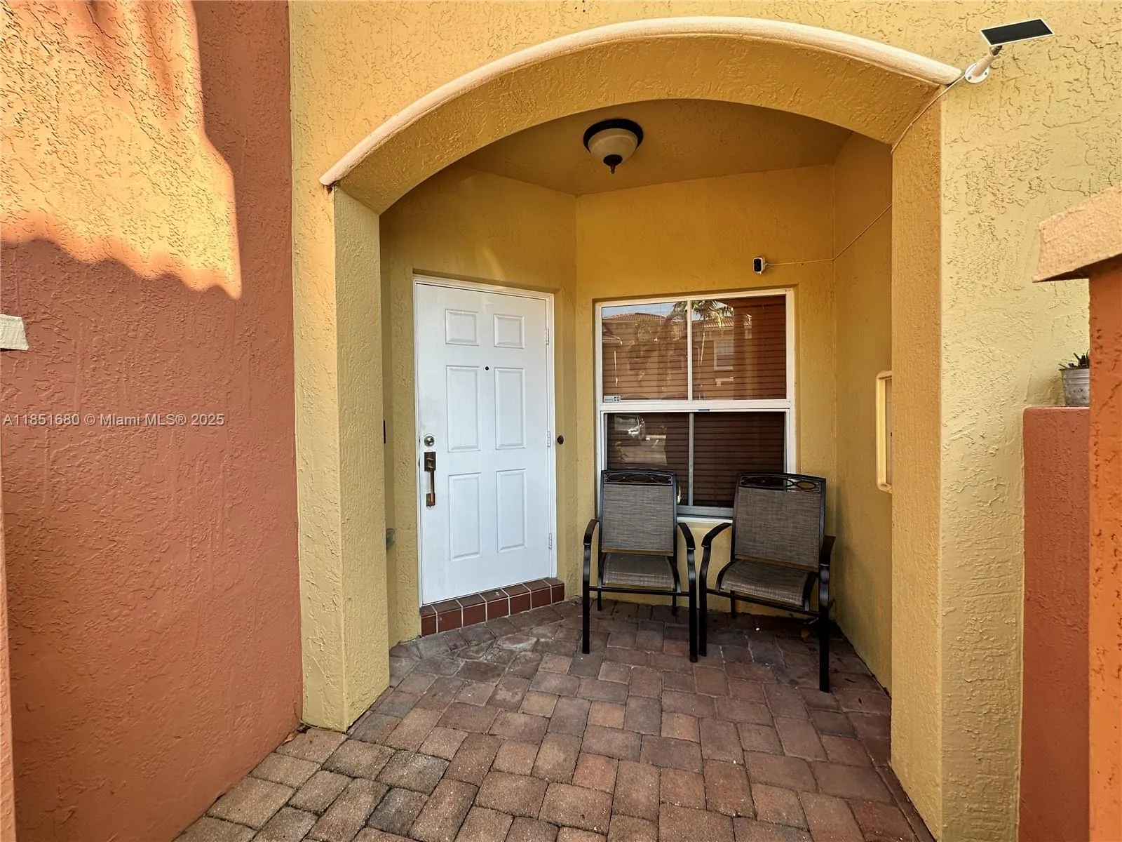 2851 W Prospect Rd, #507