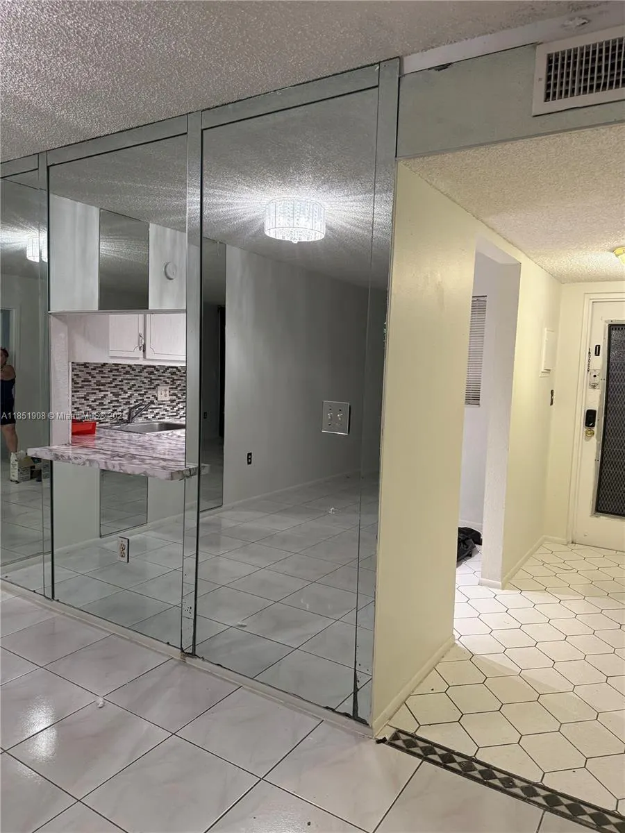 8390 Sands Point Blvd, #F106