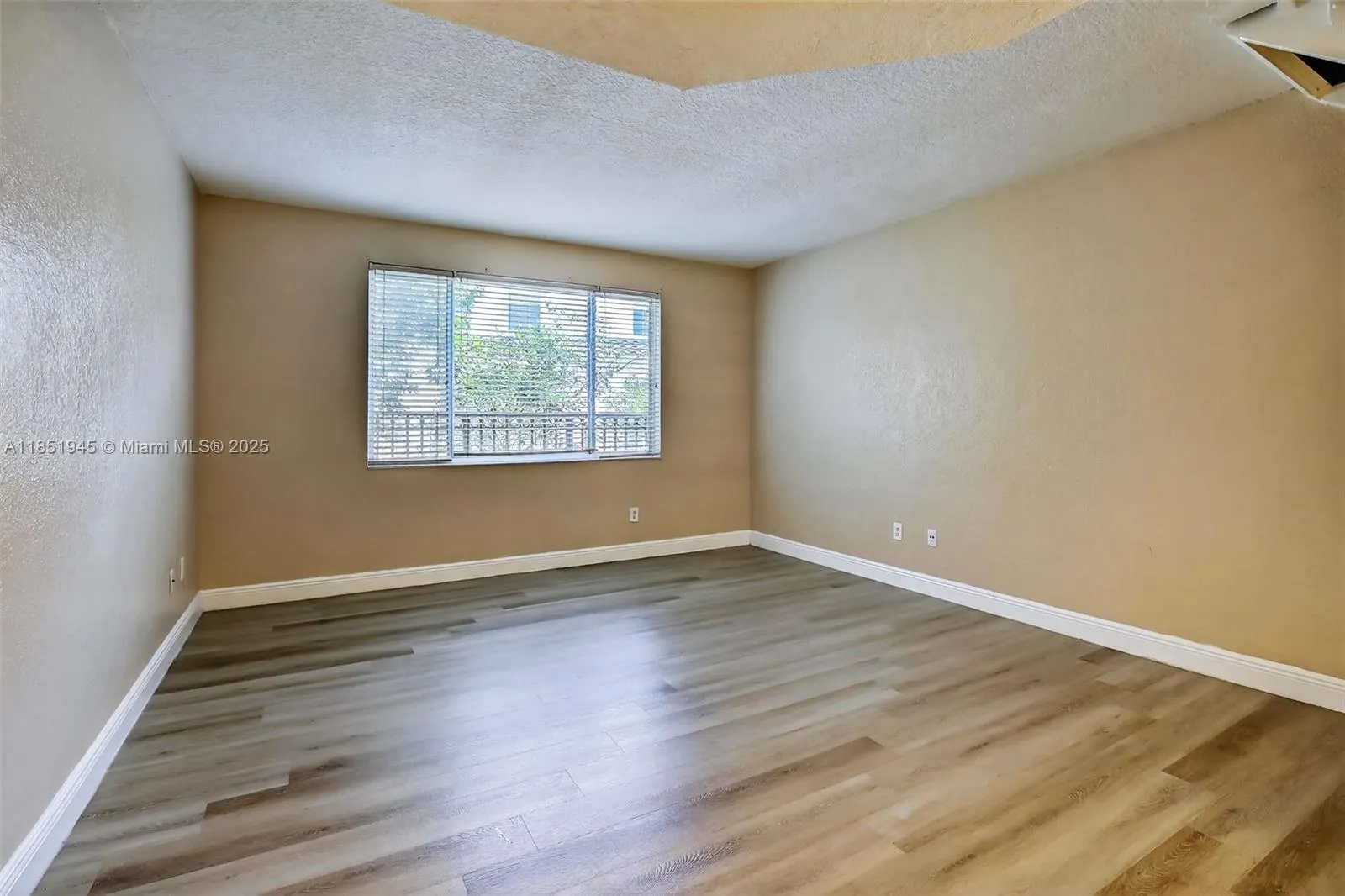 781 SW 148th Ave, #1506