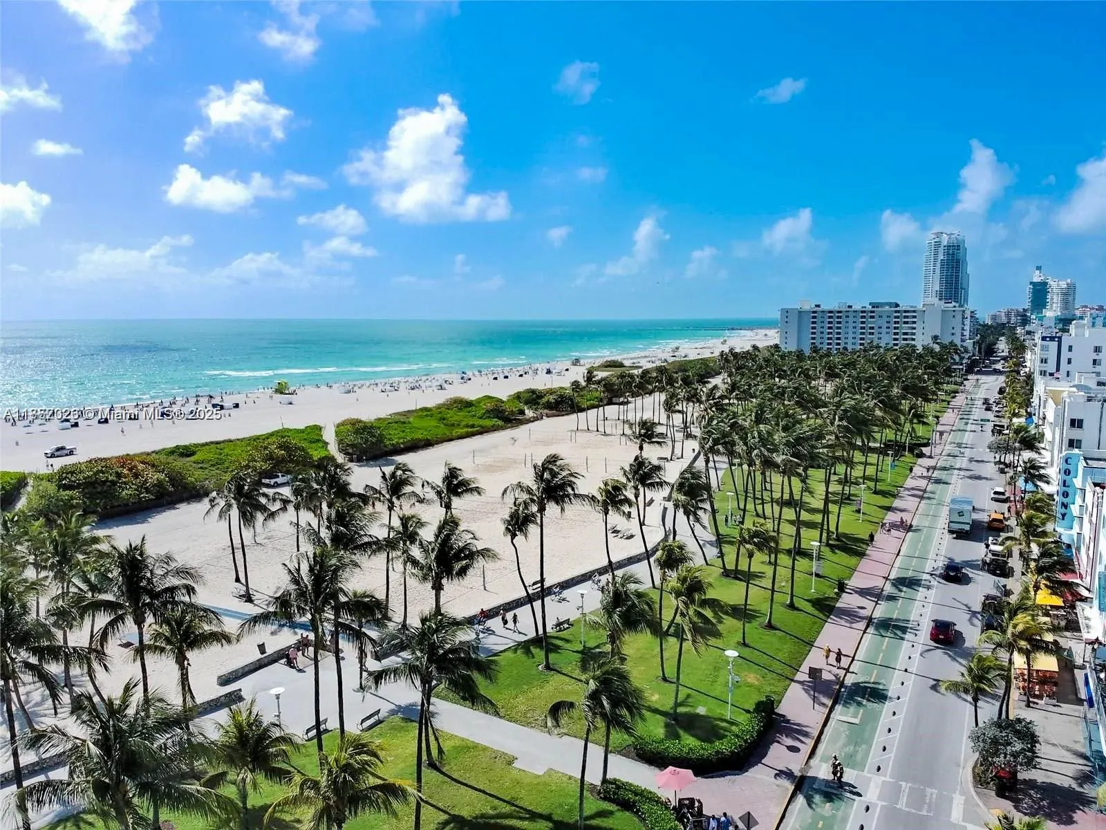 701 Collins Ave, #1F