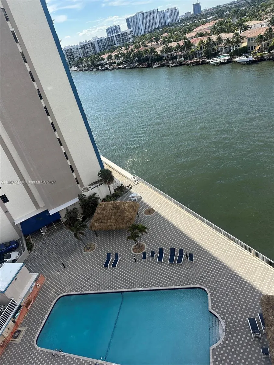 1500 S Ocean Dr, #5G