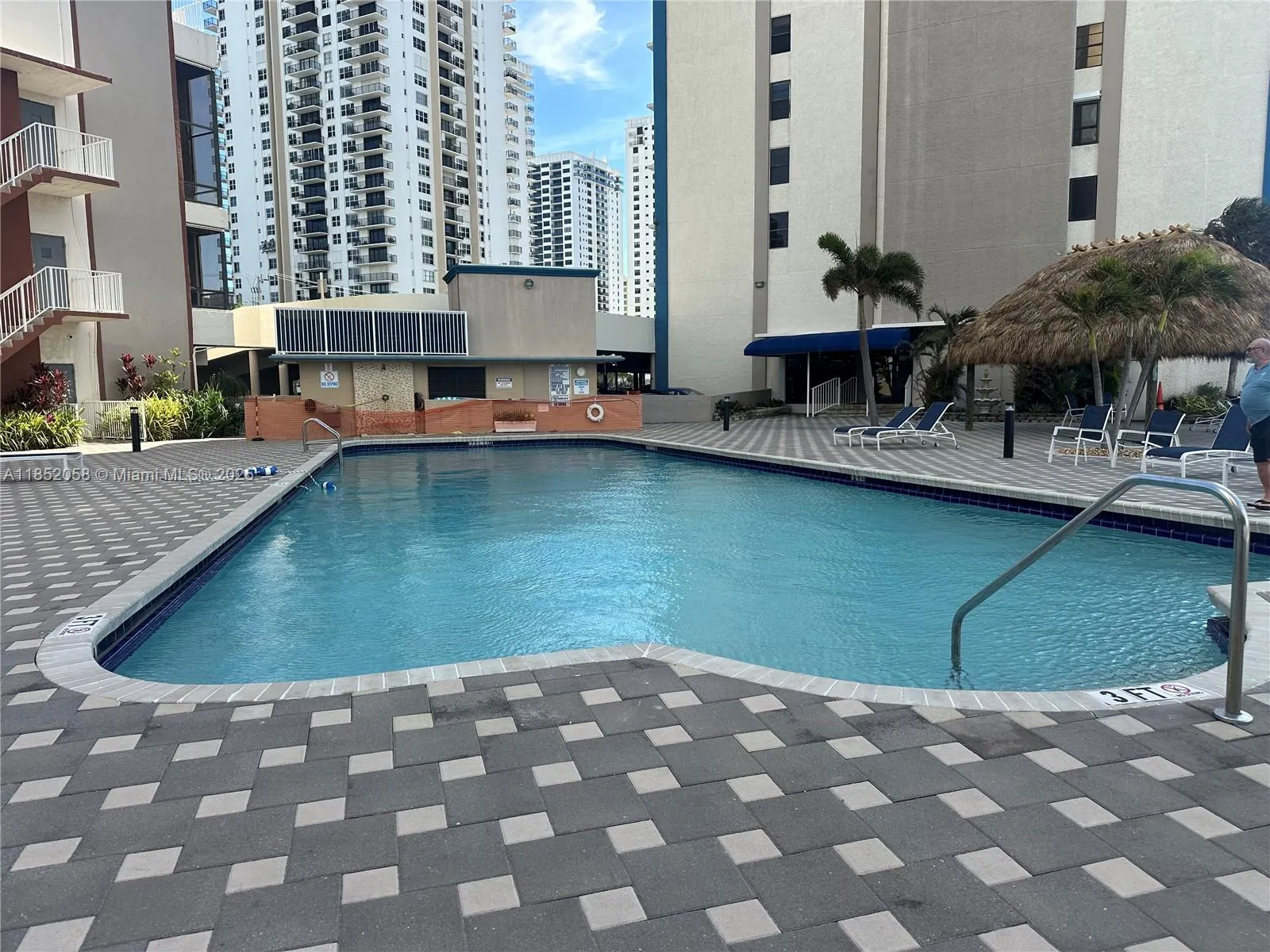 1500 S Ocean Dr, #5G
