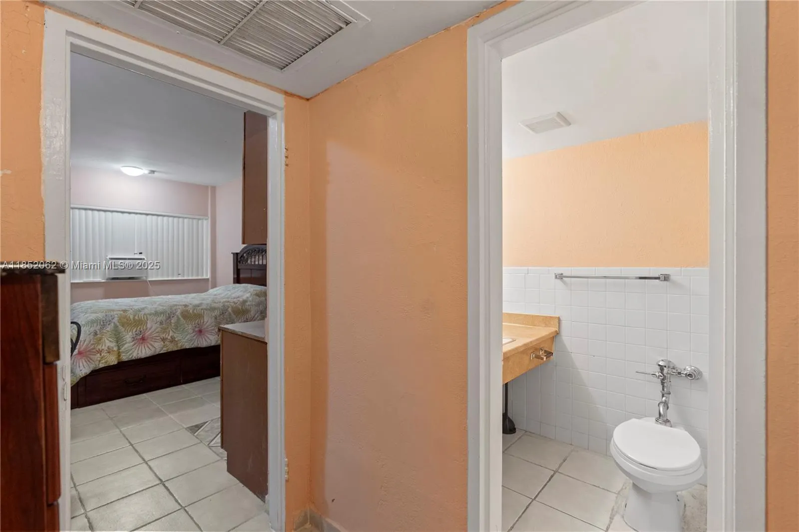 26 Diplomat Pkwy, #2356