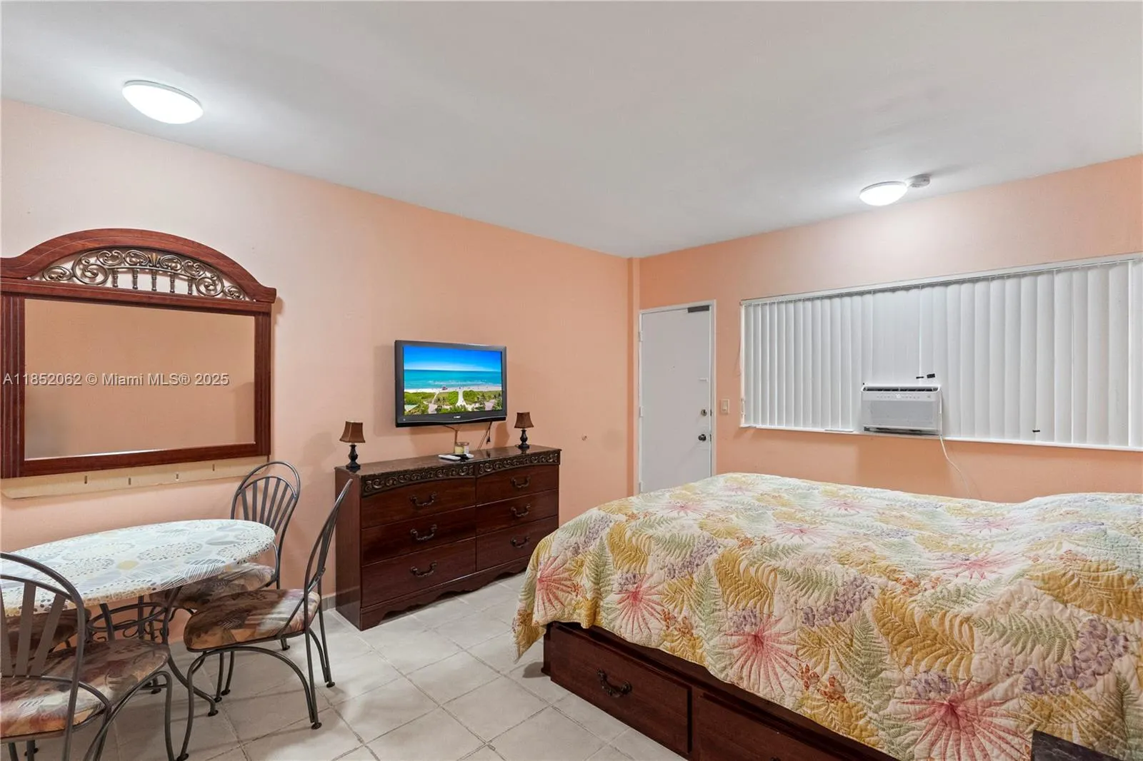 26 Diplomat Pkwy, #2356