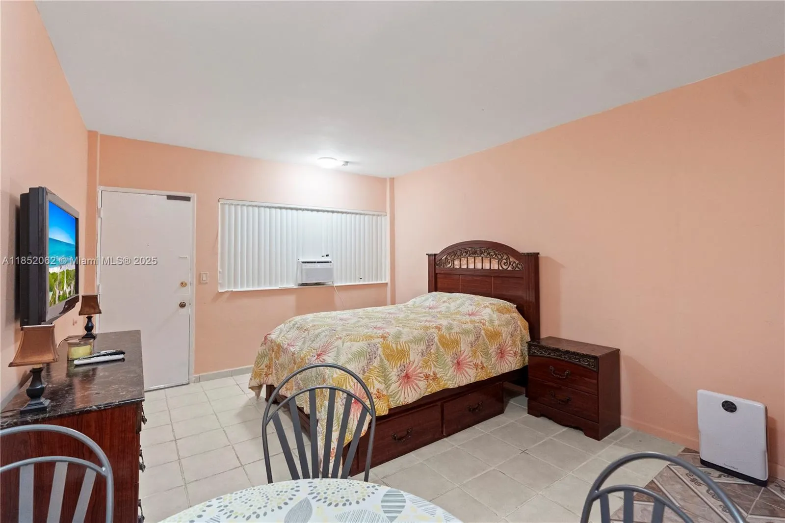 26 Diplomat Pkwy, #2356