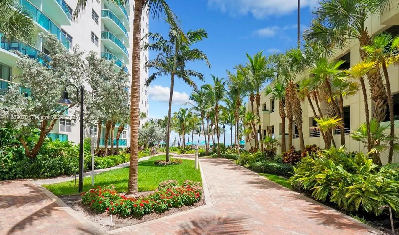 3901 S Ocean Dr, #2D
