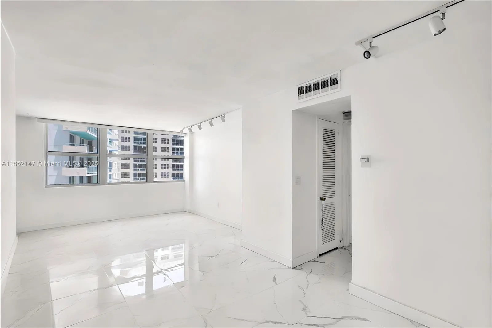 5055 Collins Ave, #5A