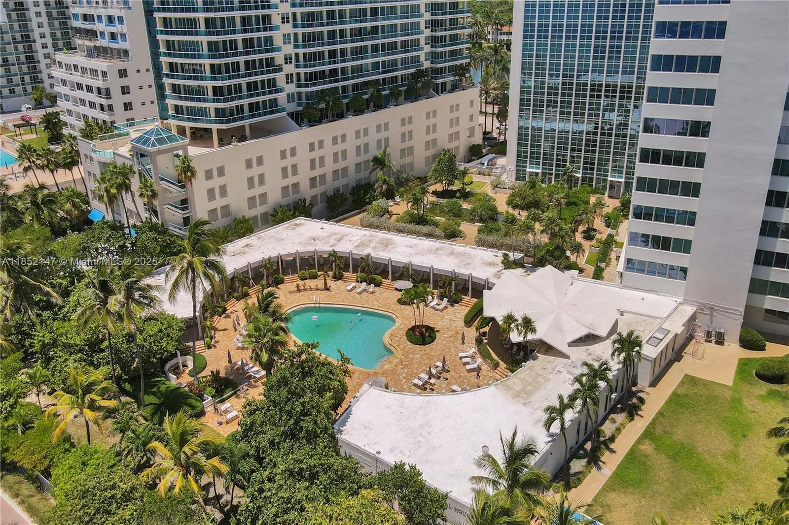 5055 Collins Ave, #5A