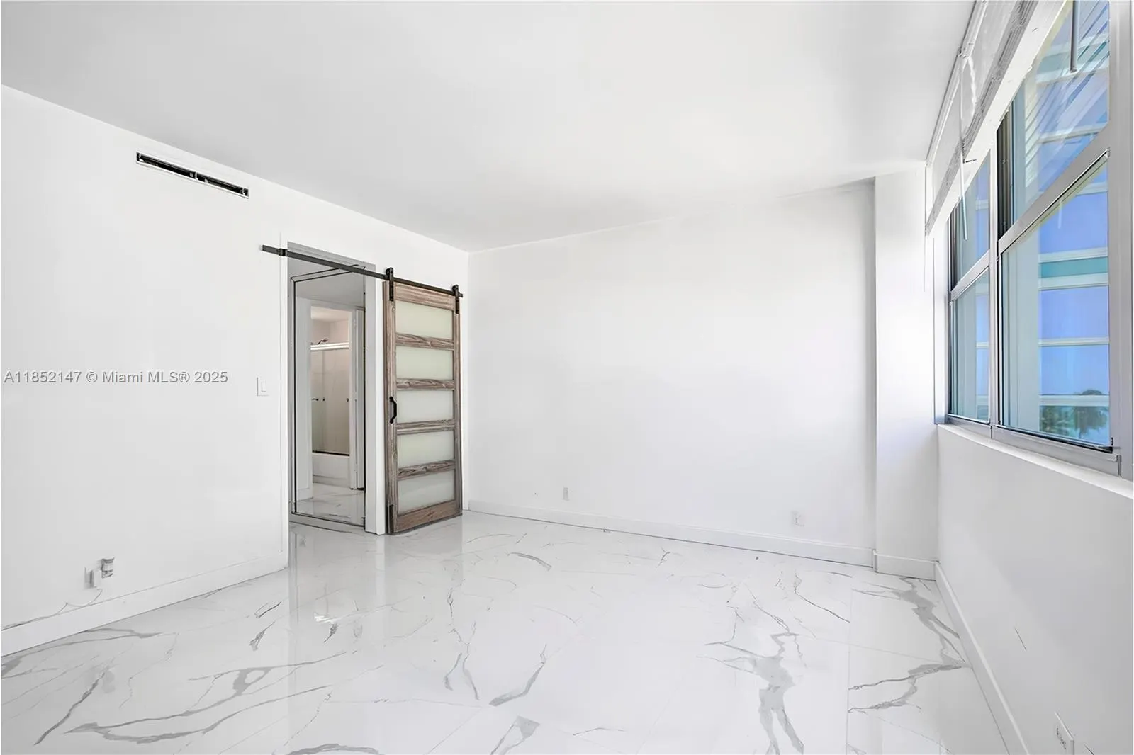 5055 Collins Ave, #5A