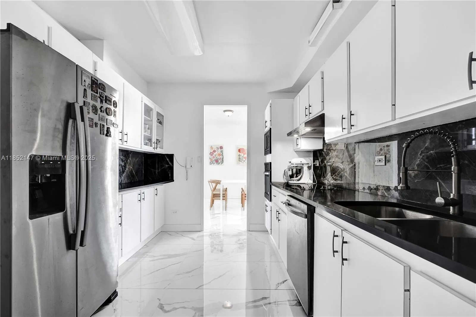 5055 Collins Ave, #5A