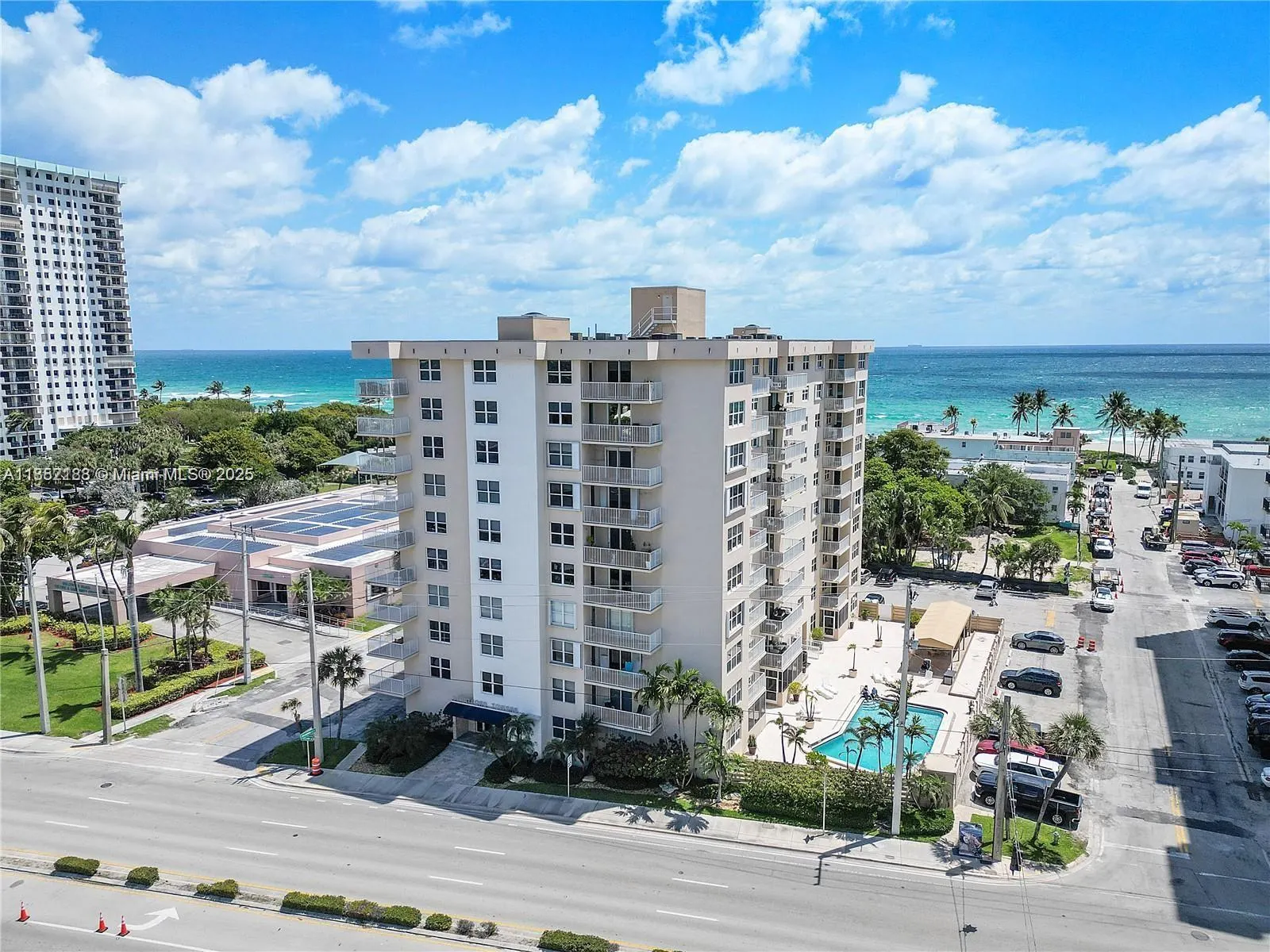 1401 S Ocean Dr, #PH2