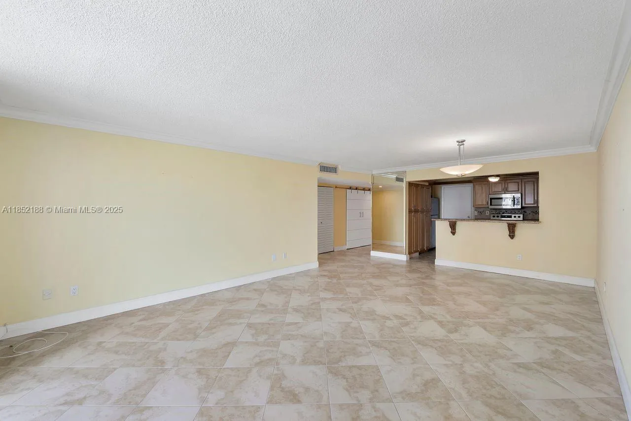 1401 S Ocean Dr, #PH2