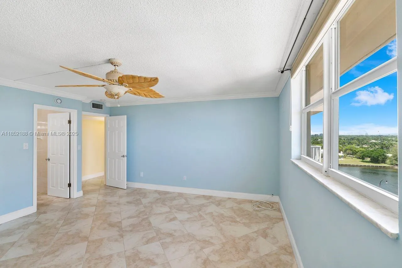 1401 S Ocean Dr, #PH2