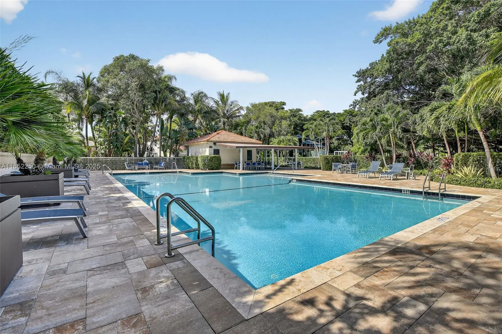 372 Cameron Dr