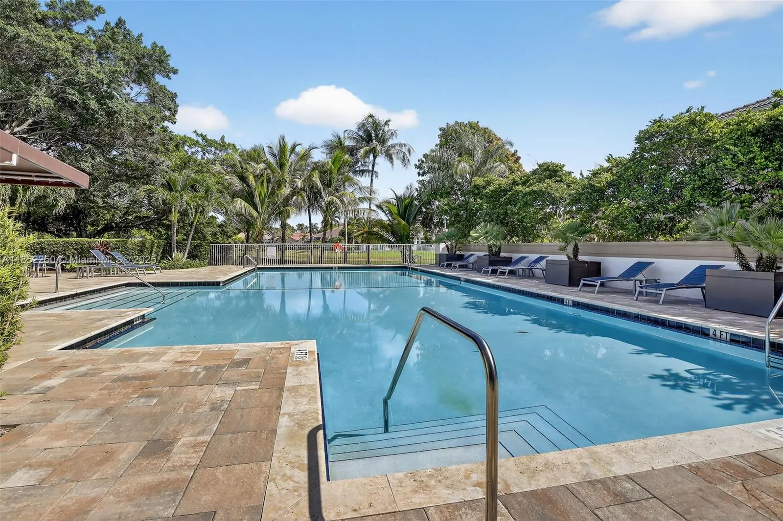 372 Cameron Dr