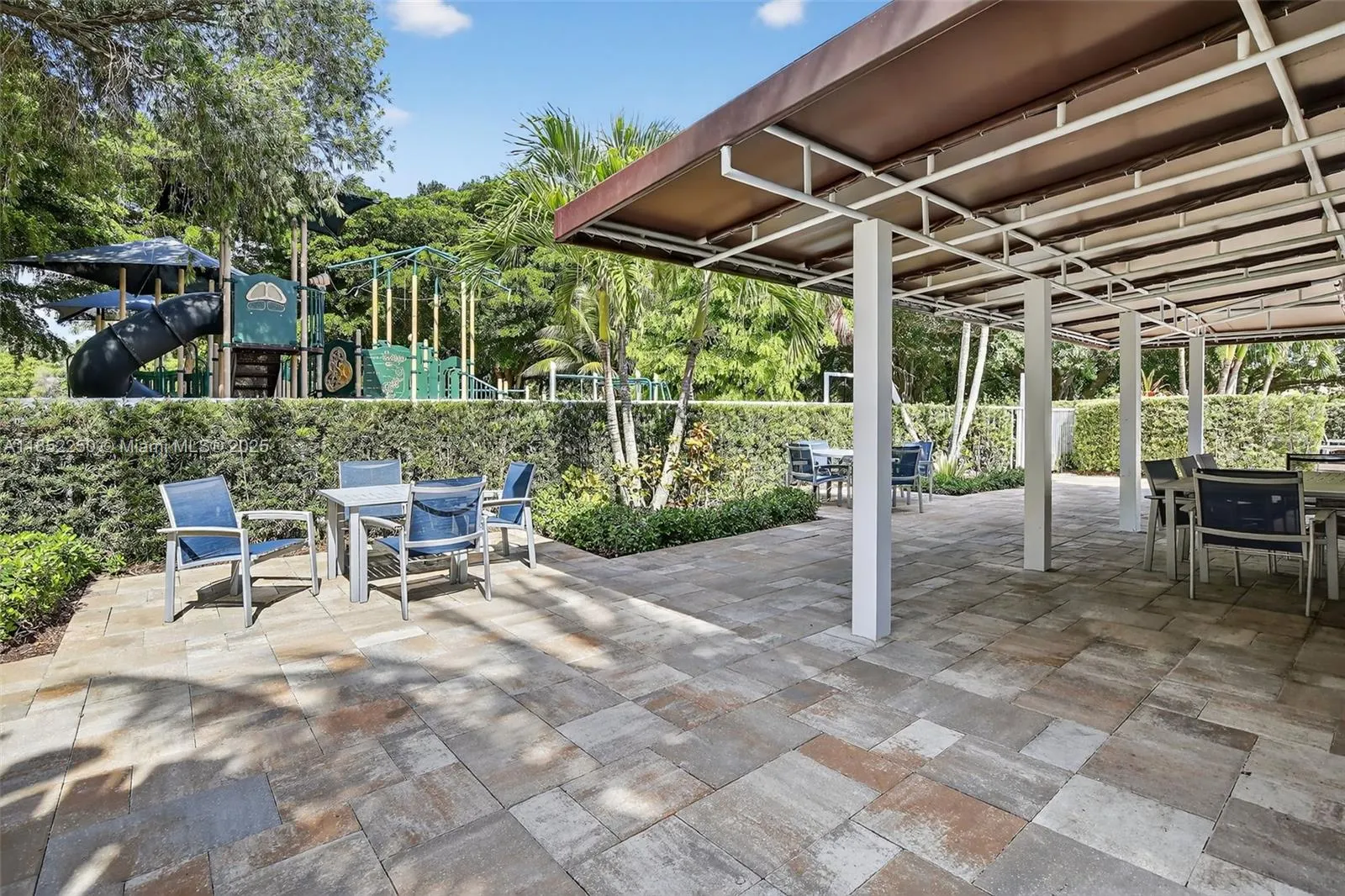 372 Cameron Dr