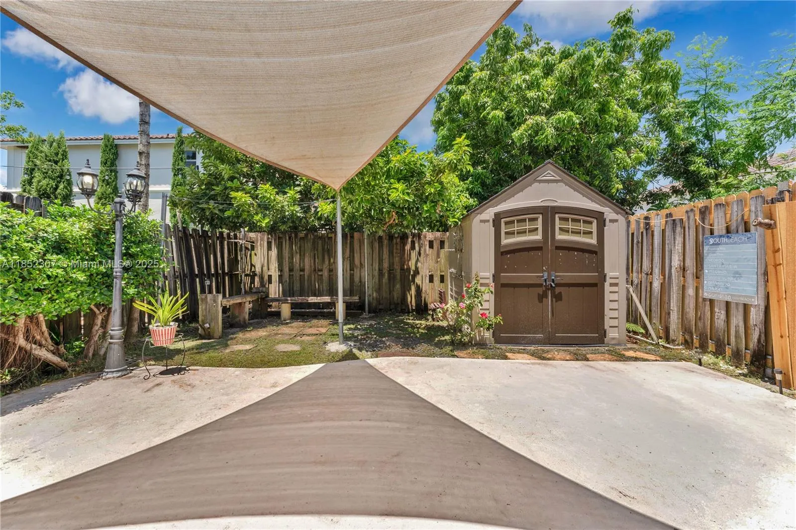 10975 SW 246th St