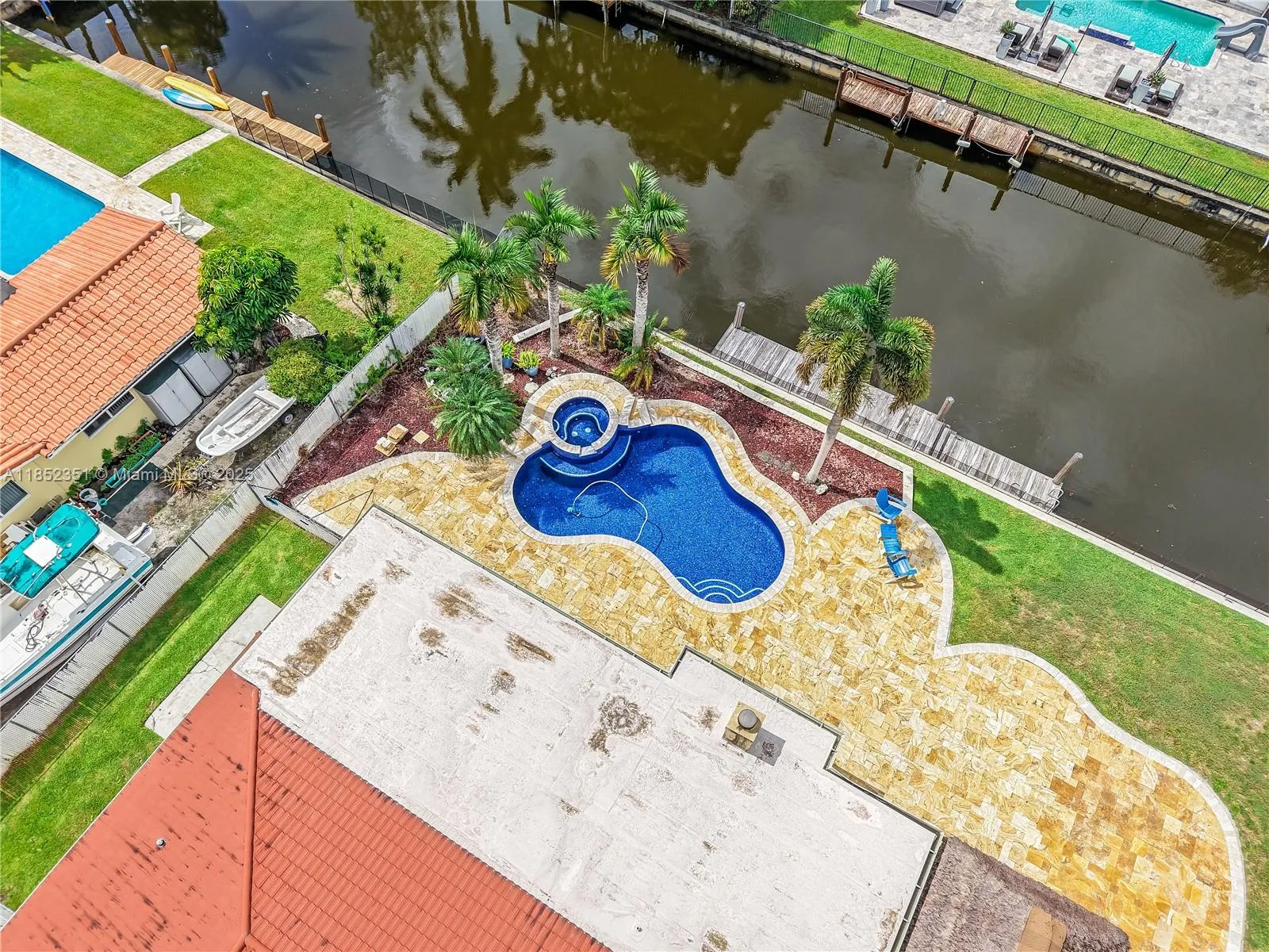5940 SW 17th Ct