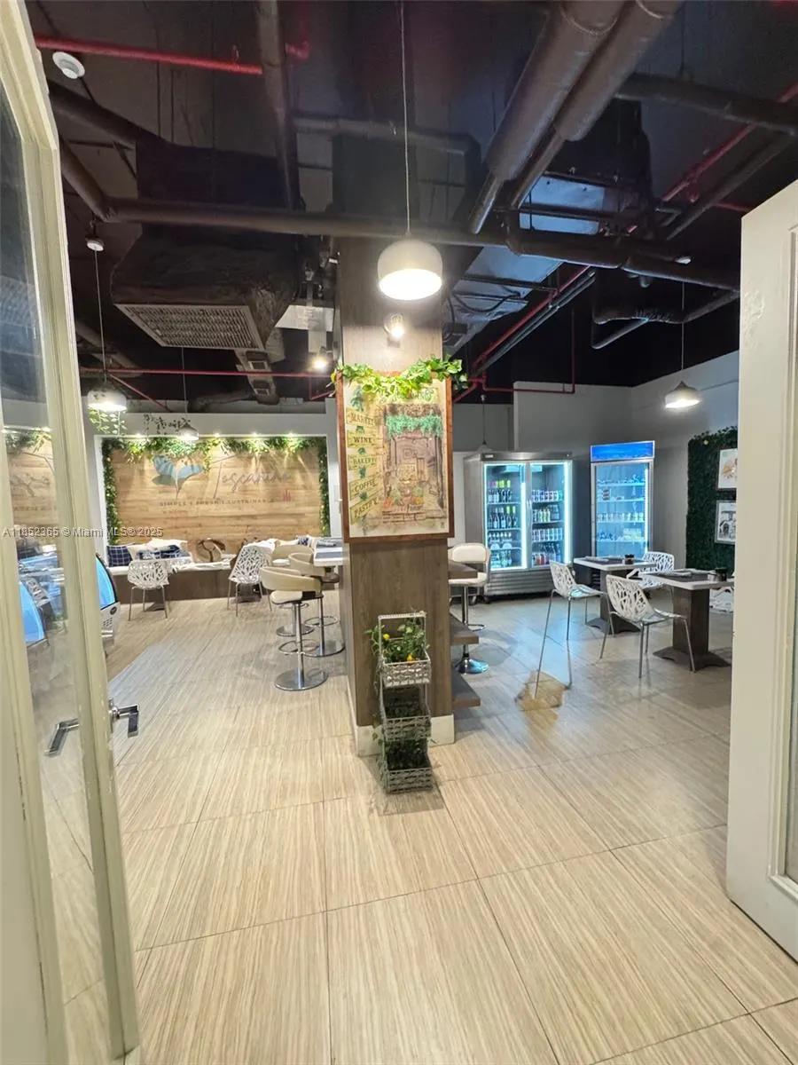 10275 Collins Ave, #316