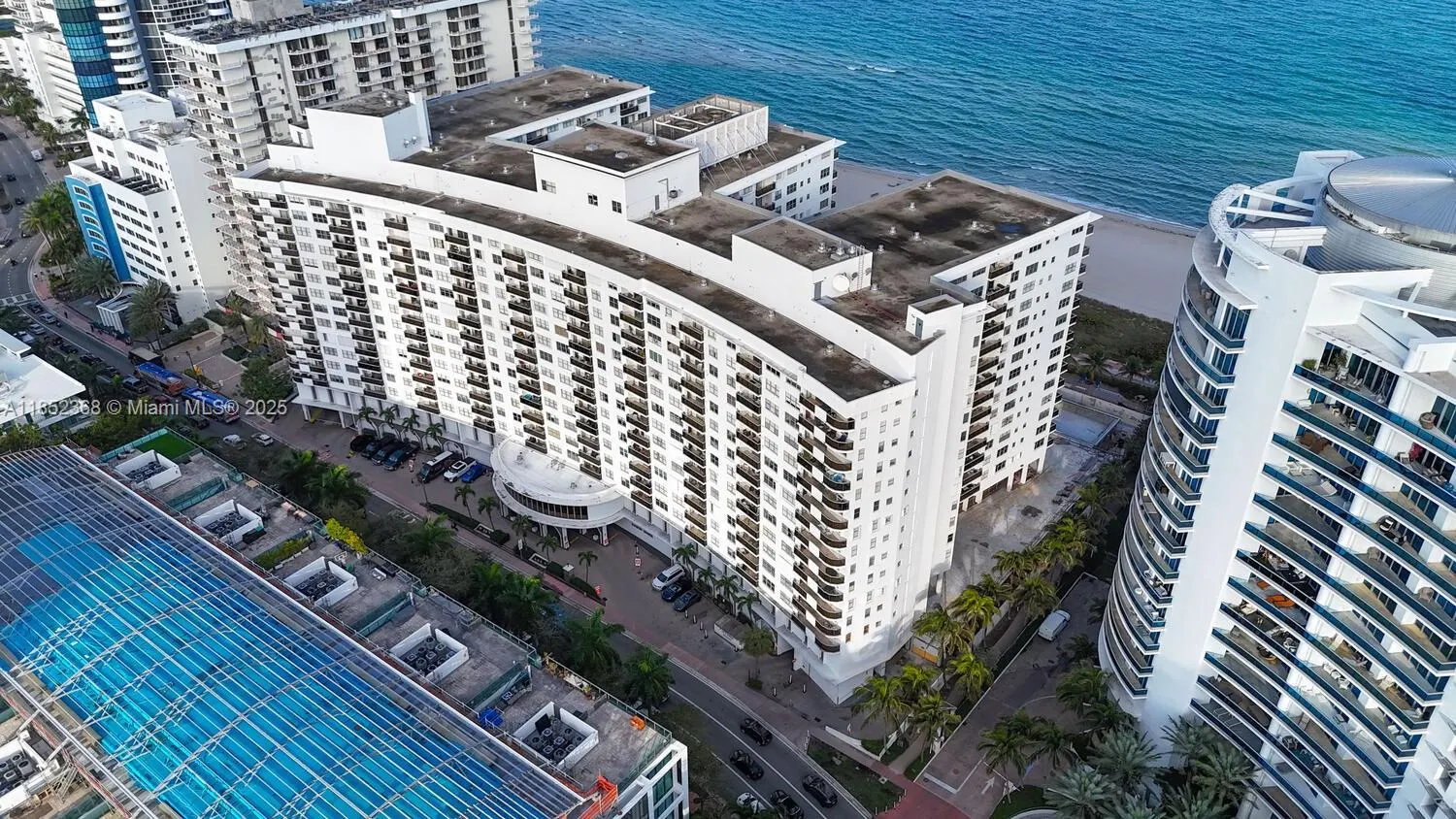 6039 Collins Ave, #311