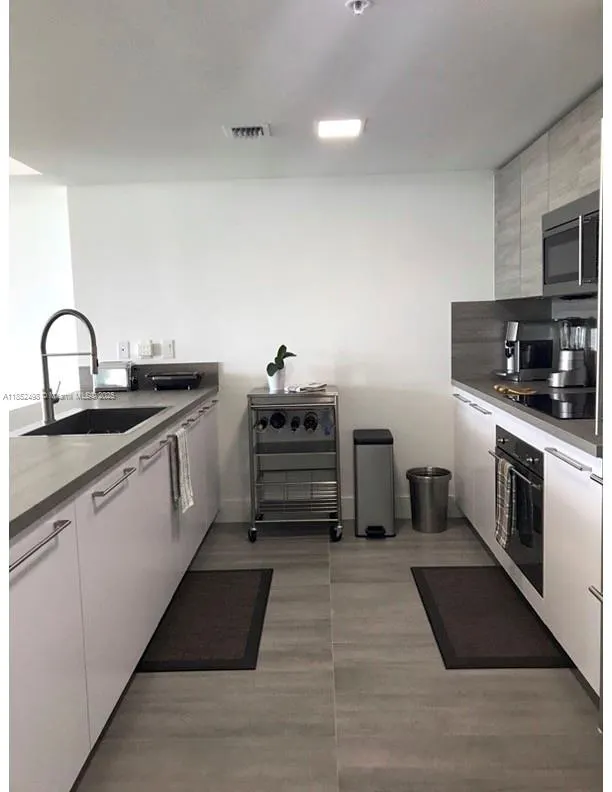 400 Sunny Isles Blvd, #1616