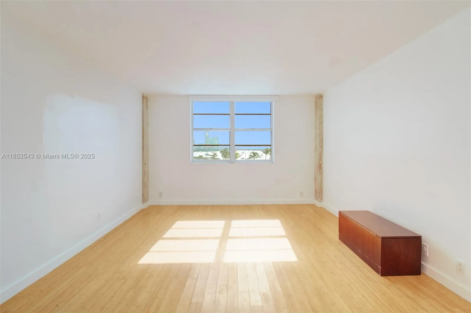 5 Island Ave, #4E