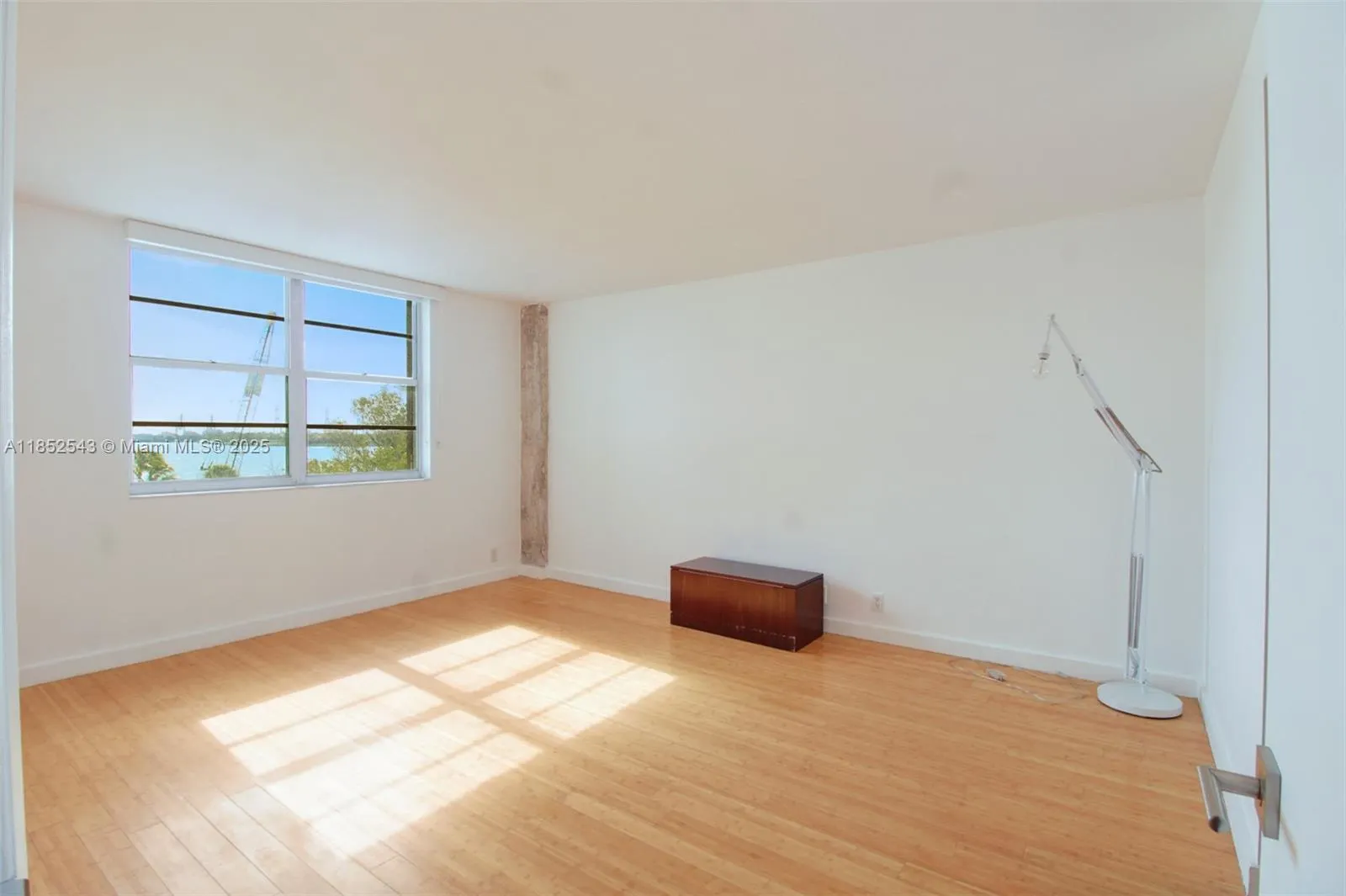5 Island Ave, #4E