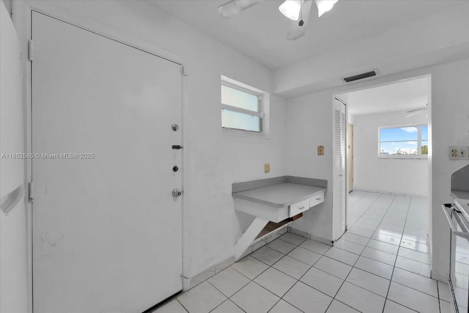 1750 James Ave, #7L