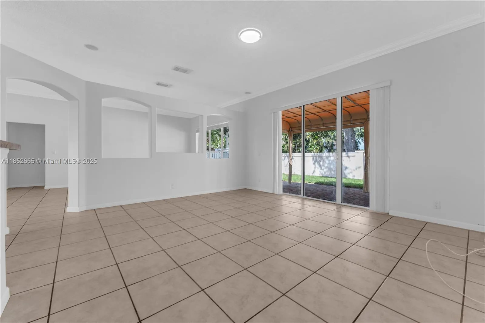 5355 SW 34th Way