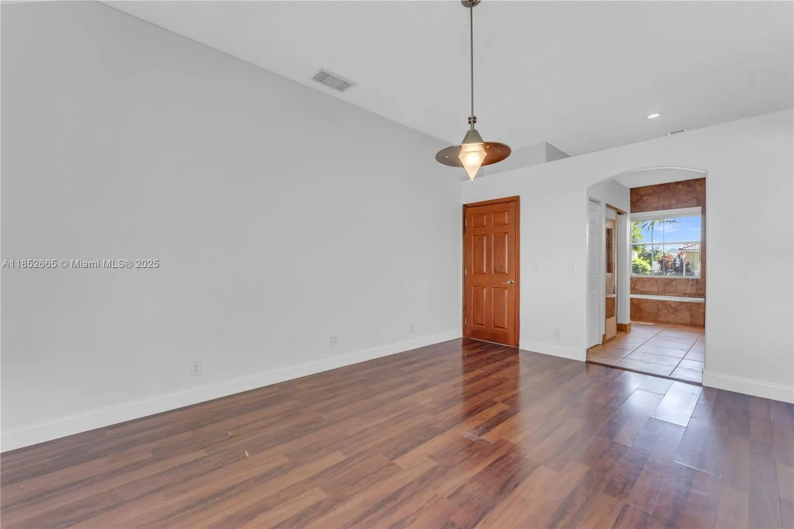 5355 SW 34th Way